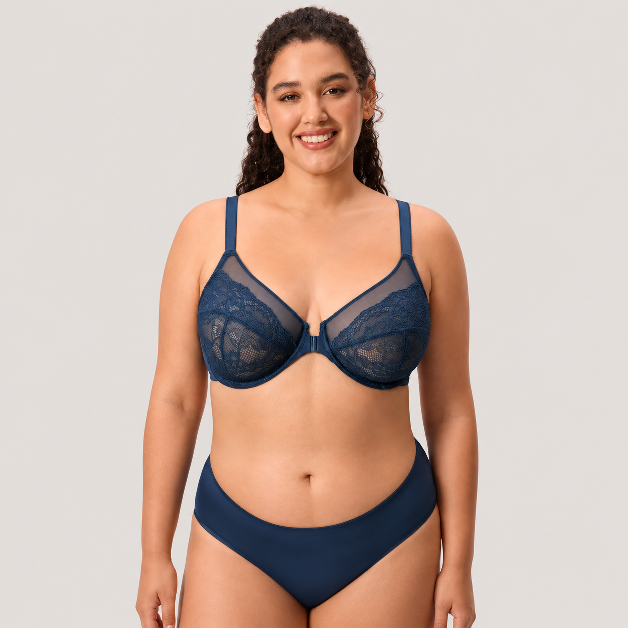 Women’s Lace Front Closure Underwire Racerback Bra
