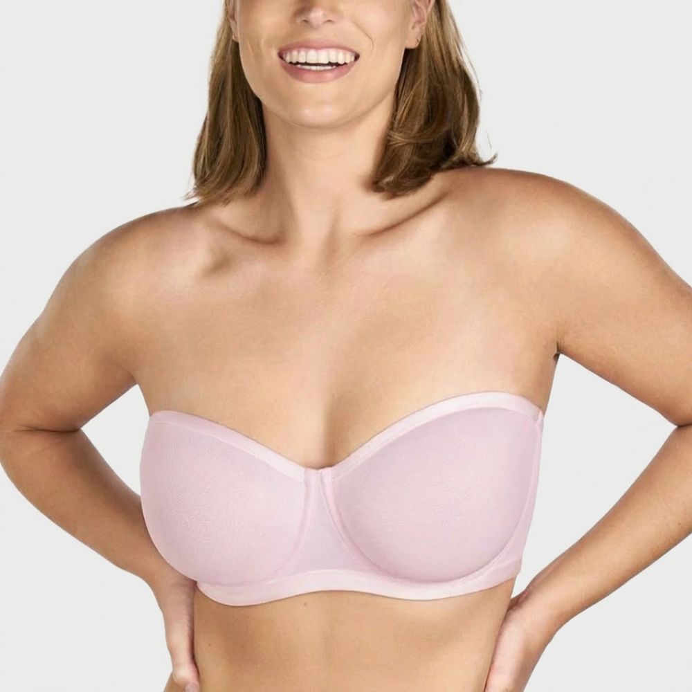 Convertible Strapless Minimizer Mesh Bra